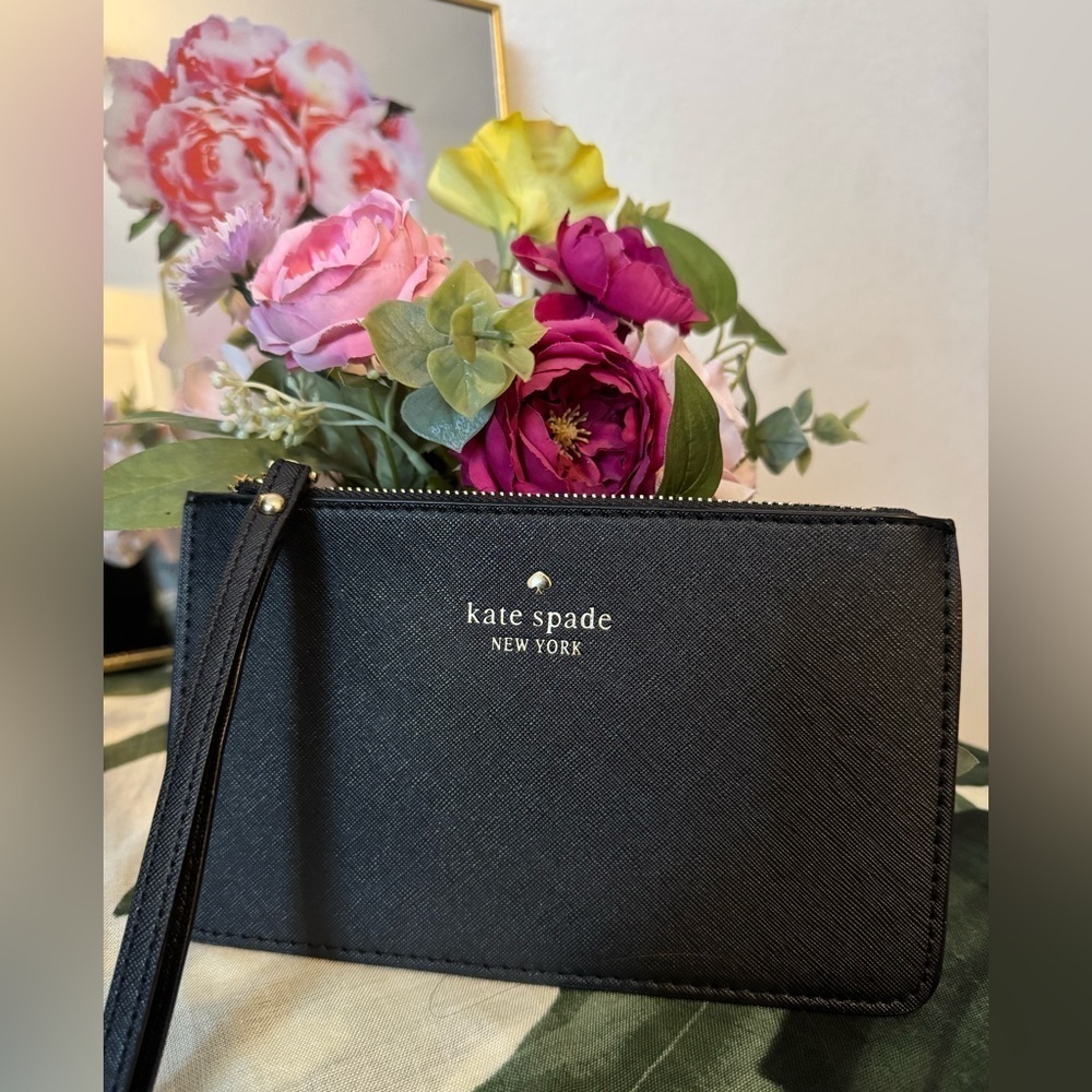 Kate Spade Leather Wristlet Black Bag - Picture 4 of 7